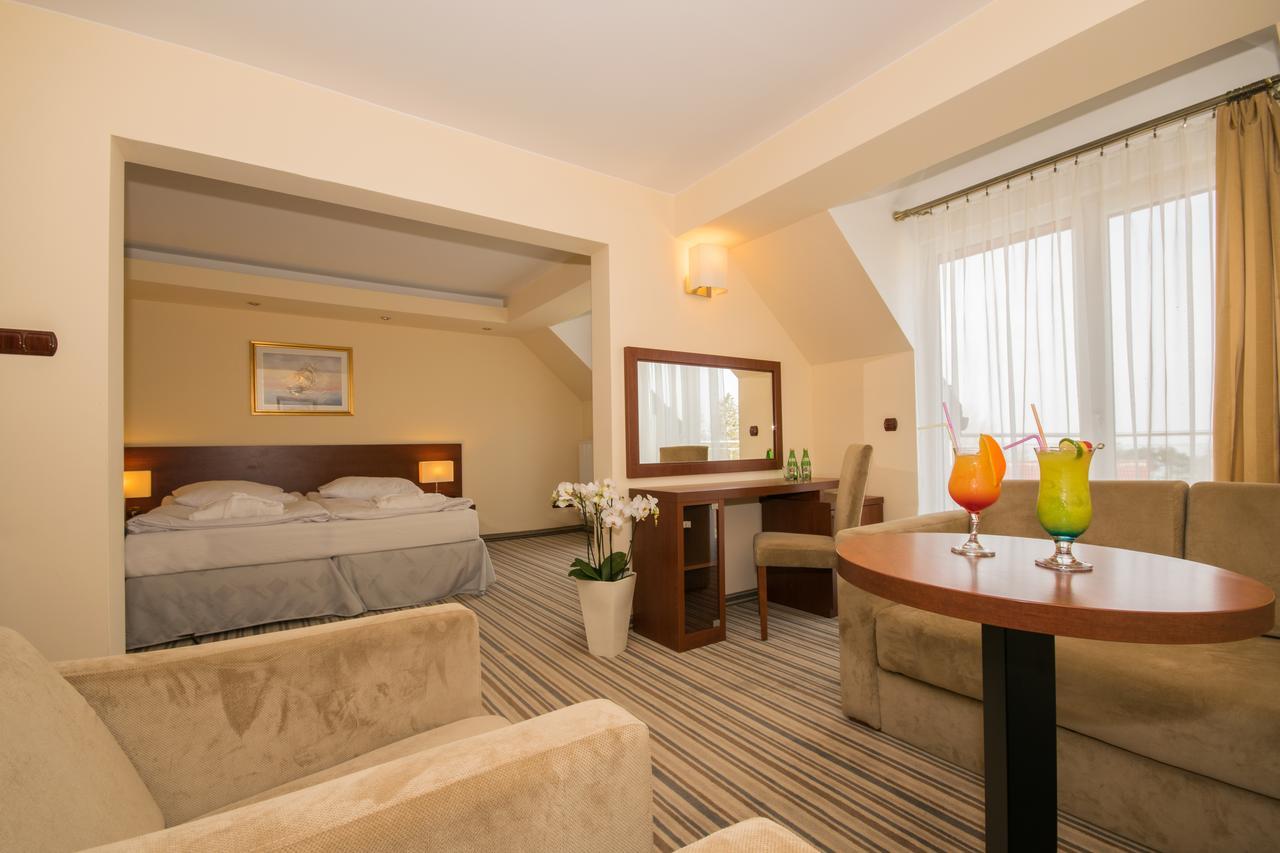 Krol Plaza Spa & Wellness Jaroslawiec Ngoại thất bức ảnh